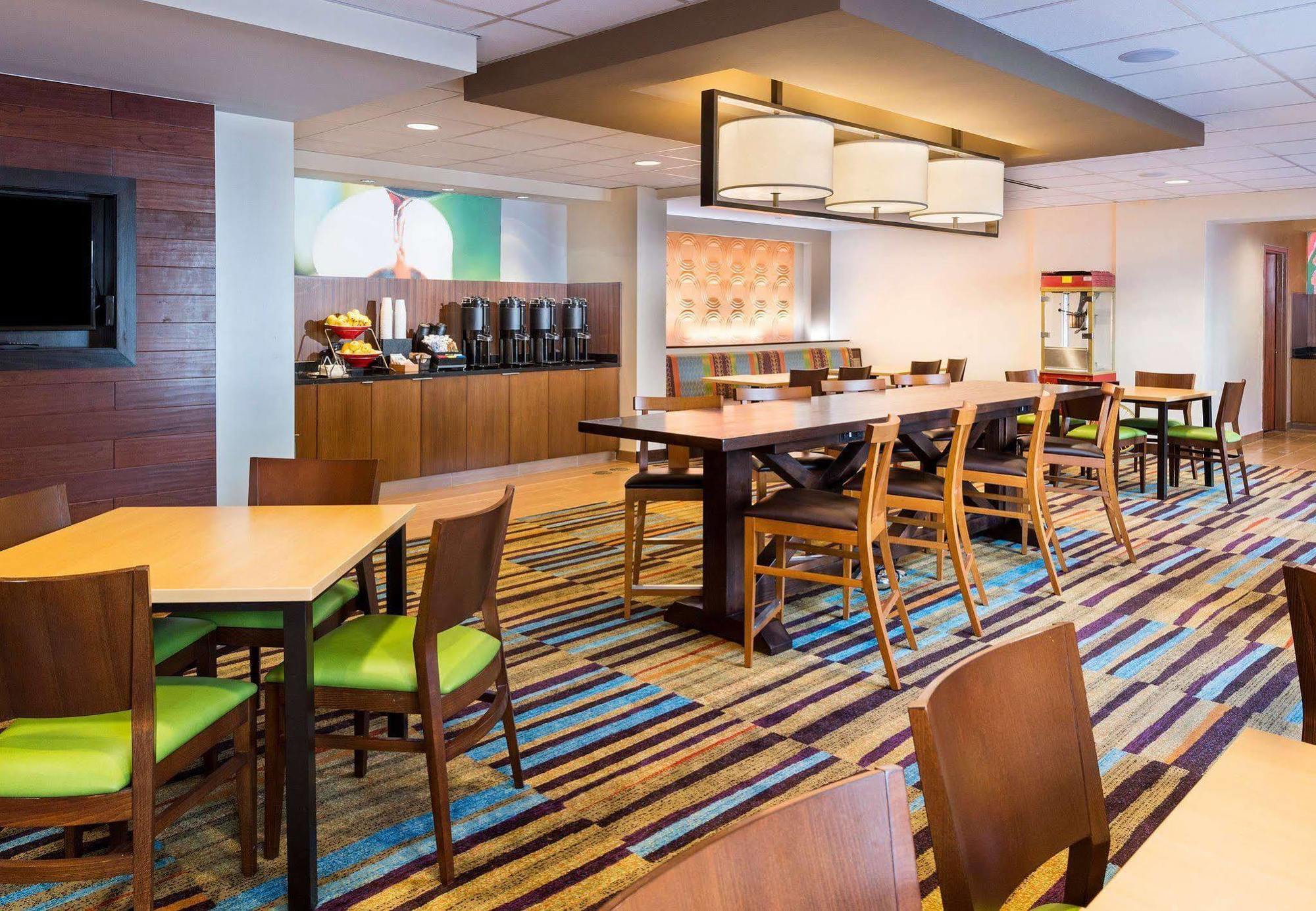 Fairfield Inn & Suites By Marriott Atlanta Buckhead Экстерьер фото
